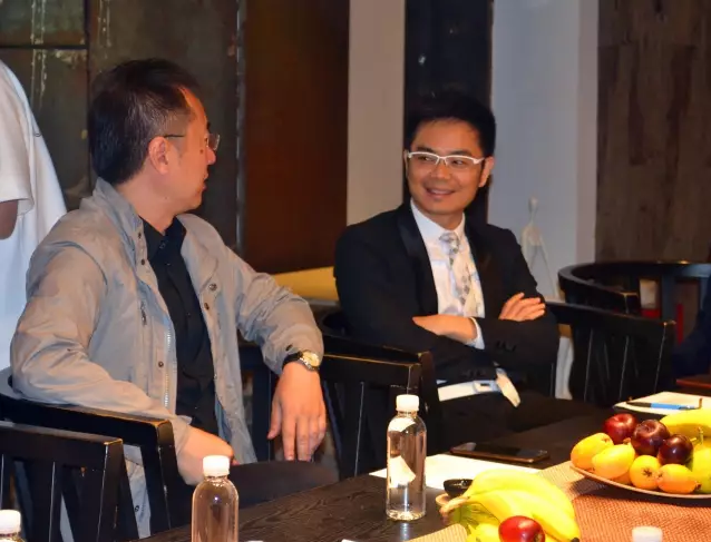 1493692863773022.png blob.png